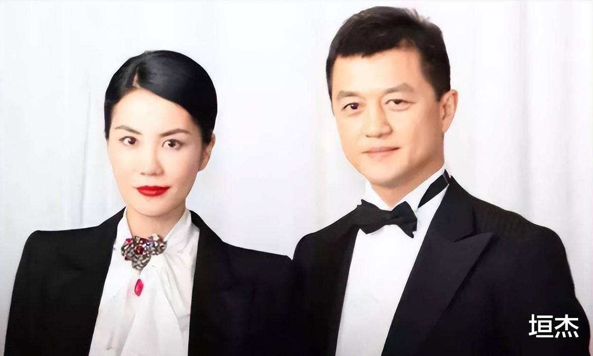 王菲|把两位前婆婆当成亲妈,帮助情敌女儿出道,王菲的格局不一般