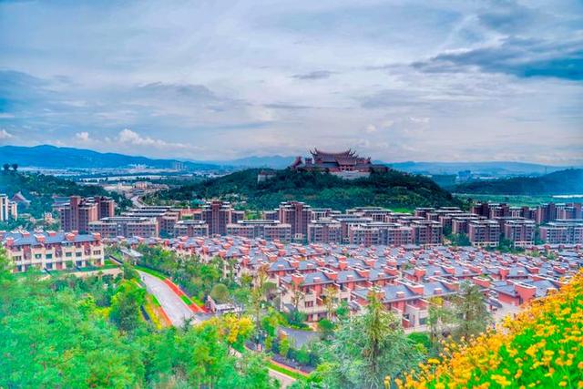 昆明|中国适合避暑的4座省会，夏天凉爽气候宜人，全是知名旅游城市