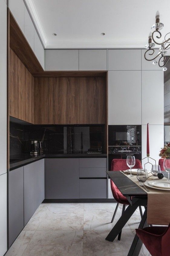 发现一位70后阿姨的45㎡豪宅，客厅卧室用玻璃隔断，却显得很高级