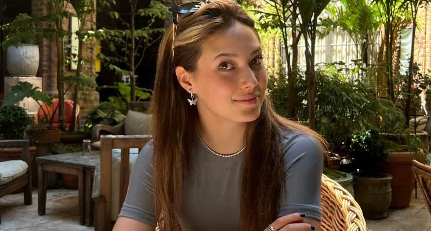 滑雪|18岁滑雪女神谷爱凌爆恋情!冰上热吻「高帅鲜肉」男方身份曝光