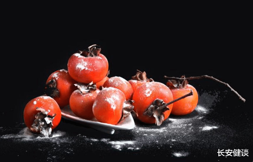 柿子|柿子可是个好东西,它不仅能够健脾养肺,还可以润肠通便