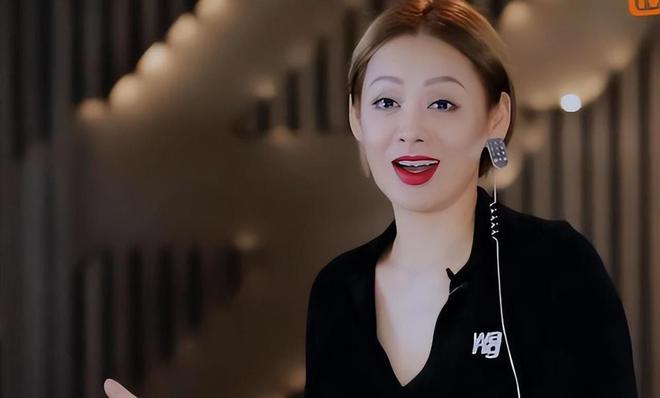 许晴|宁静暗讽出事女星！深扒许晴到底得罪谁？被悄悄封杀了