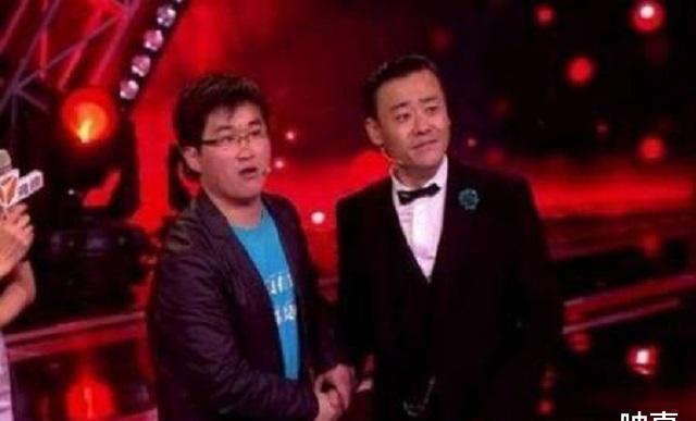 姜涛|靠卖惨就能月入180万?真正的穷人却很知足,全民娱乐真的好吗?