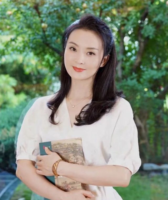 王艳|曝知名女星富商老公被抓，疑似涉嫌房地产诈骗，阔太王艳被猜测