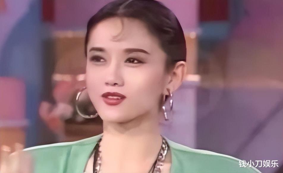 白梦妍|白鹿算不算一线？网友吵翻了，于正科普娱乐圈女明星段位