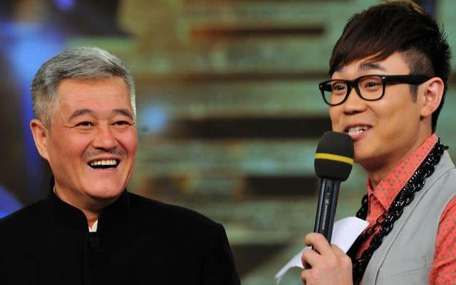 大鹏|从唱歌被骗钱，到半个娱乐圈给他配戏，大鹏背后究竟有什么人？