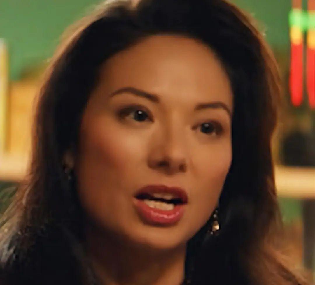 阿凡达2|10位港星的老年生活：胡枫开演唱会，朱咪咪买联排别墅