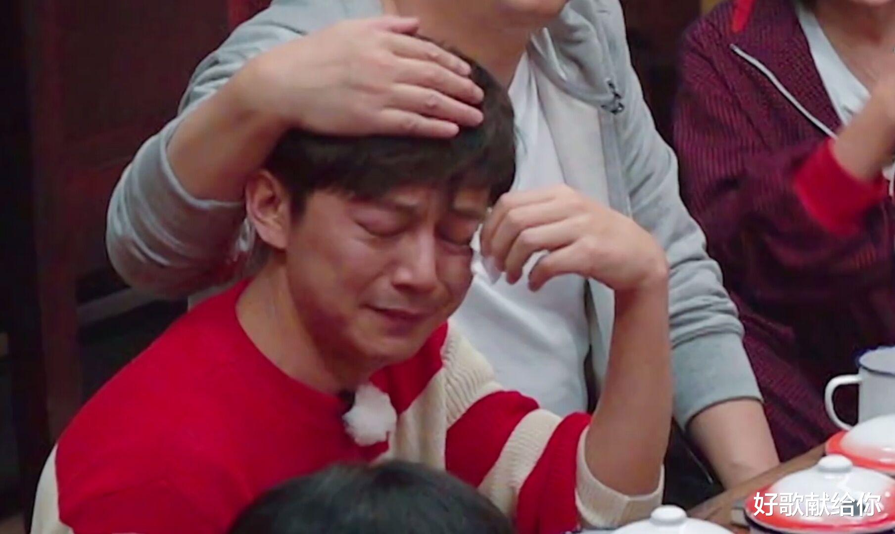 何炅|何炅,终于尝到了人走茶凉的滋味