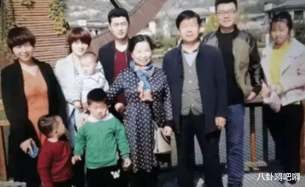 杜新枝|猪队友!堂姐聊天记录曝光,再曝杜新枝不利消息,郭希宽身份存疑