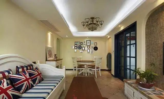 89平三室新房,头一次见电视柜这么装,卫生间也实用极了!