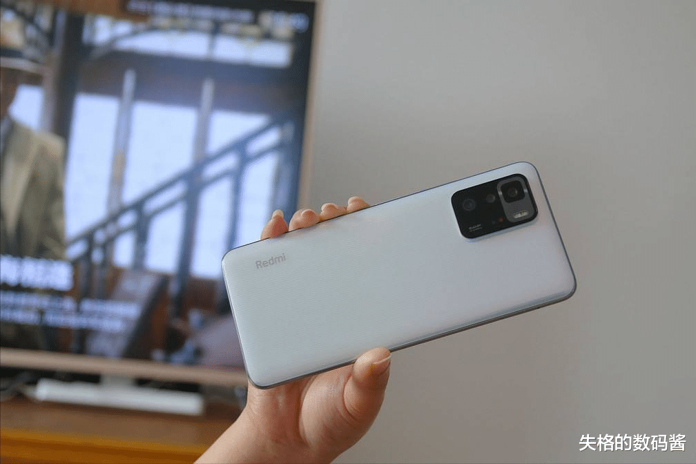 iPhone|不超过1500元，目前只有这三款手机值得考虑，用三五年没问题