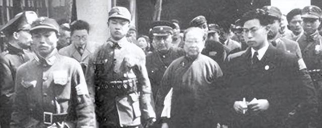 1960年女老师刘小琴被捕，全村人求情，罪行公布后，村民：枪毙她