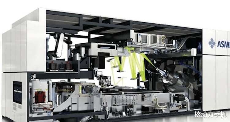 英特尔订购全球第一台2纳米EUV设备