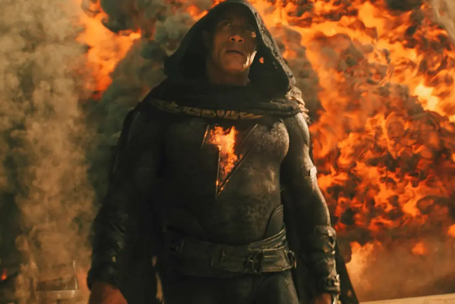 反派|可以抗衡超人的反派现身，黑亚当战斗力十分惊人