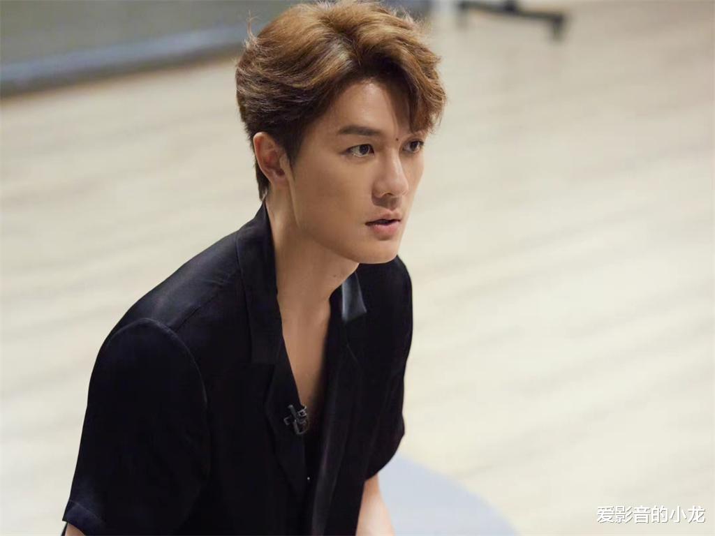 吴克群|吴克群没有错，他独唱的背后，是任贤齐郑钧等老大哥甘当绿叶的谦和