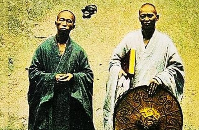 女子回家途中到寺庙避雨,遭花和尚囚禁迫害,恶僧三人被凌迟处死