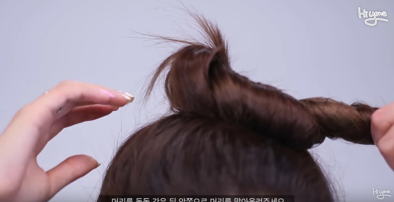 医生 利用小技巧秒拥有伪随性的马思纯周冬雨式丸子头!超强步骤解剖