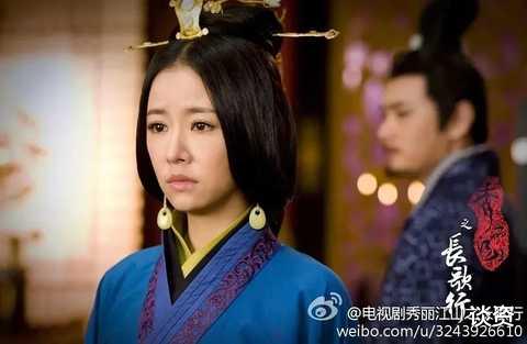 钟楚红 她的美貌是被这“丑发型”给封印了吗