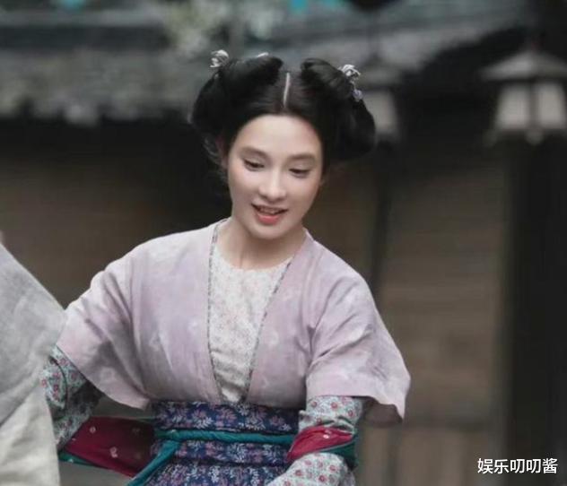 汪小菲|于正新剧又翻车？彭小苒造型颜值被嘲，网友：公主命变丫鬟脸