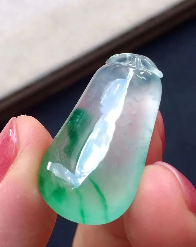 |翡翠正确的鉴定方法，您一定要看看