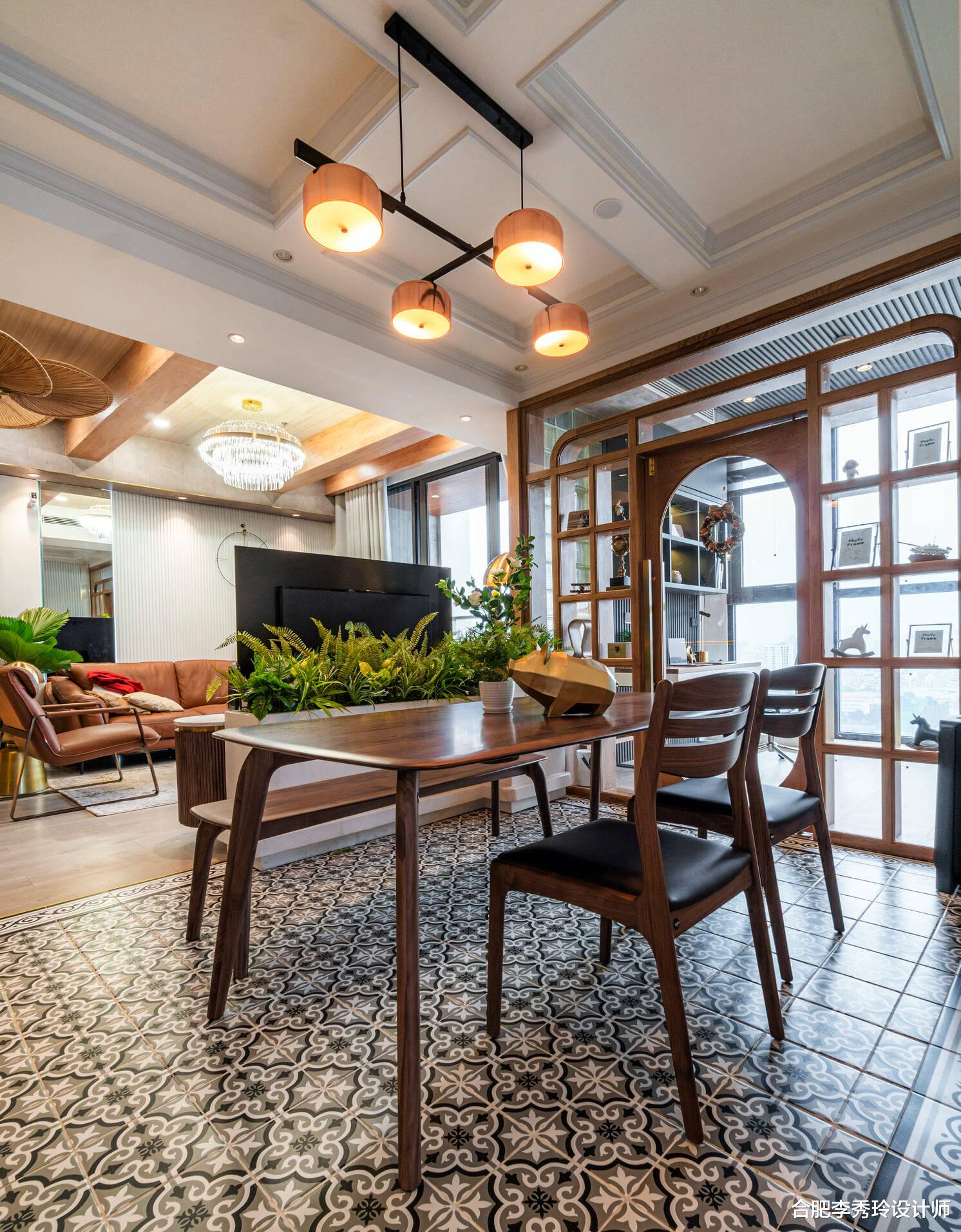 装修过去6年了，想想还是觉得当时明智，110㎡，风格耐看家具耐用