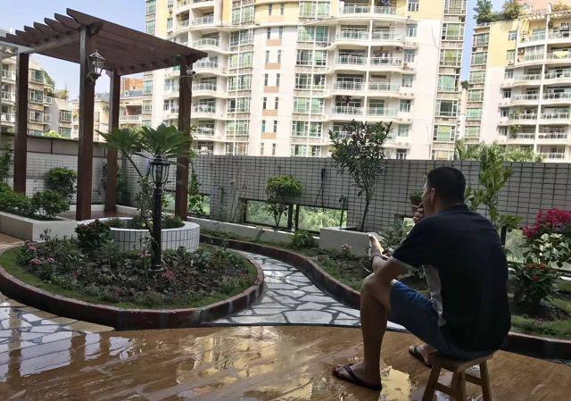 心血来潮在阳台砌个花园,参观者快把门槛踩破了,邻居都很羡慕