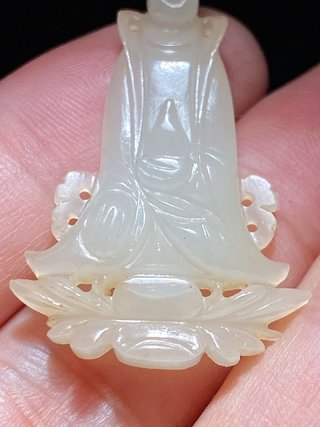 |明 和田玉籽料 白玉 莲花座 玉佛 挂件 玉?珮?