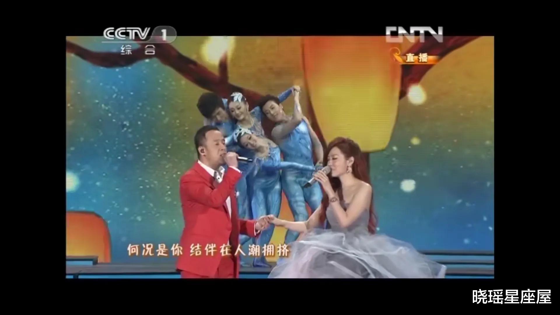 张靓颖|张靓颖：身背巨额债务，资源断崖式下跌，她的故事远比你想得还坎坷