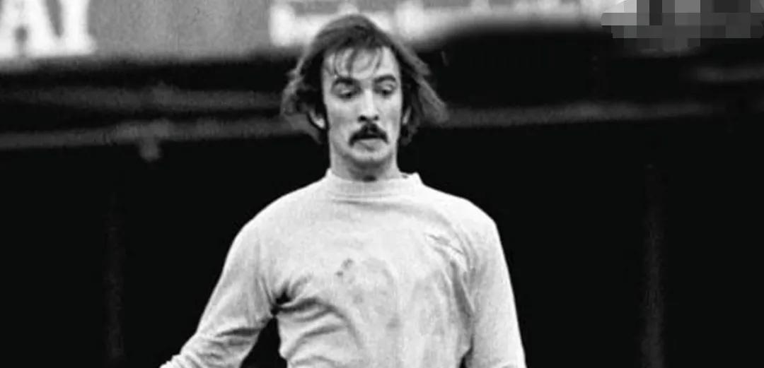 薪水|足坛五大“常青树”：超长职业生涯，不愿熬成婆的媳妇，是好媳妇