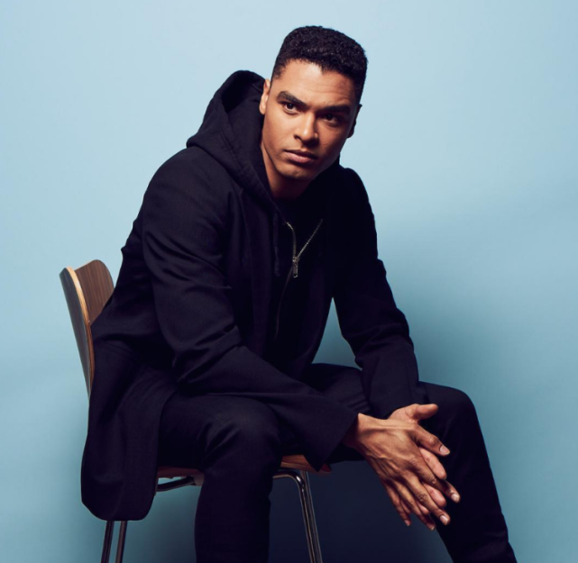 肖战|英媒评出“全球十位最美男性”:其中肖战、王一博在内