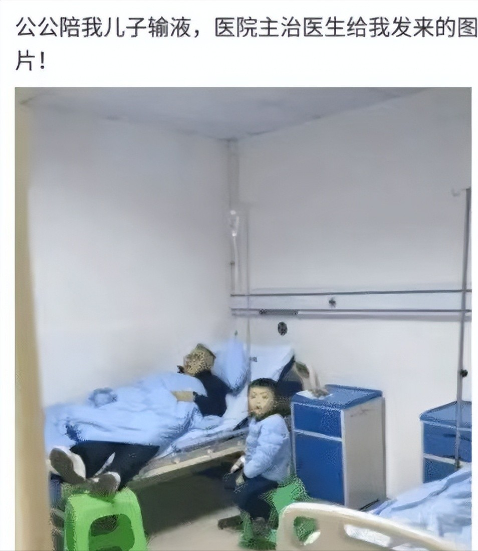 乐嘉|47岁乐嘉晒近况，顶烈日跳绳皮肤黑到发亮，一身腱子肉似十八铜人