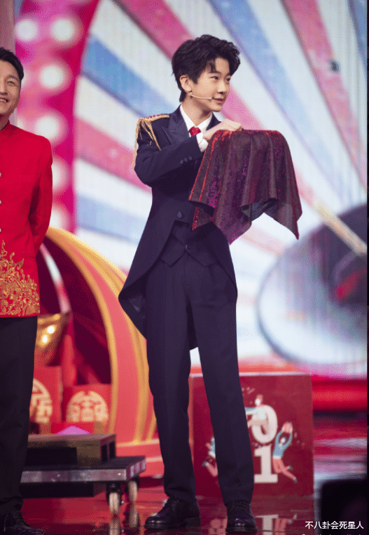 王诗龄|身高惊人的星二代,胡军儿子14岁1米8,13岁王诗龄暴风抽高