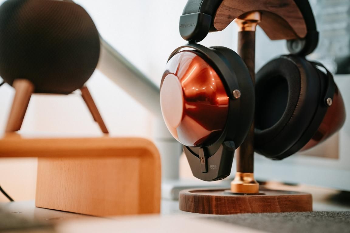 hifiman|馥郁均衡，动圈HIFI大耳的一股清流 HIFIMAN海菲曼 HE-R9试听浅析