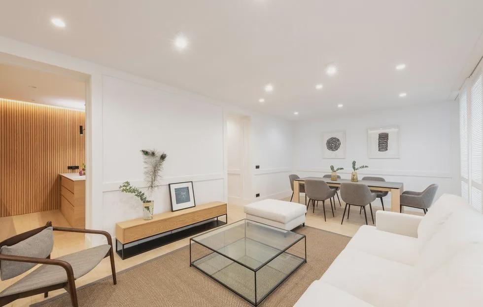 若有房,我也毫不犹豫选择原木风,面积89㎡,色调统一,高度舒适