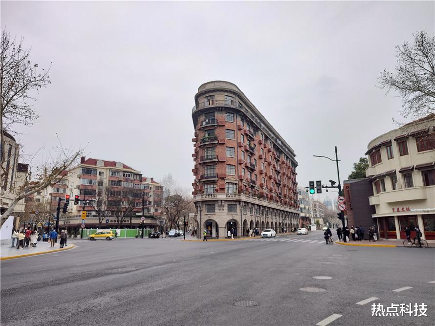 摩托罗拉|moto edge X30测评：价格最亲民的骁龙8机型，拼的就是性价比