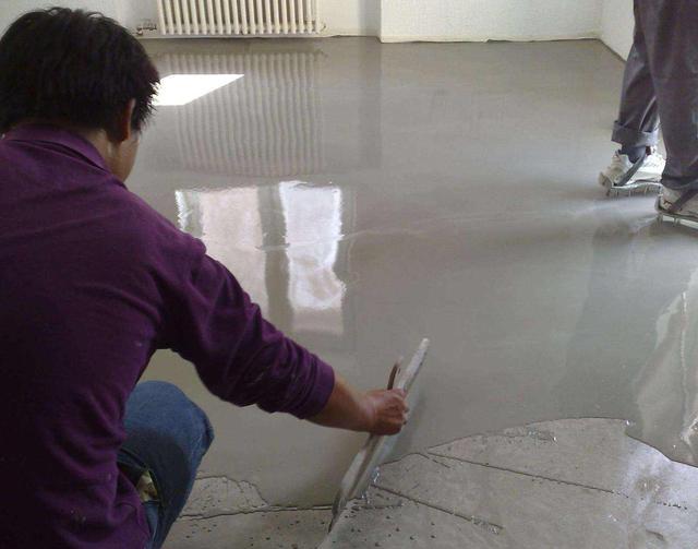 水泥地坪漆的施工很关键,有4步施工工艺,要掌握其中的11点要求