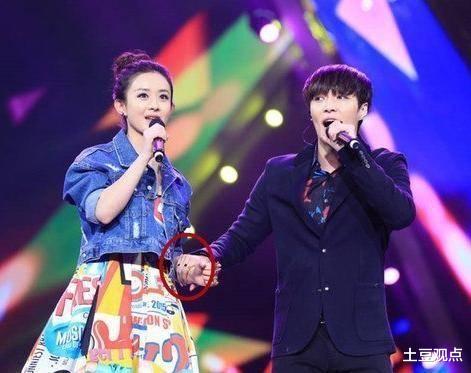 刘涛|把刘涛抱在怀里，有谁注意到他手上的小动作，人品如何一目了然