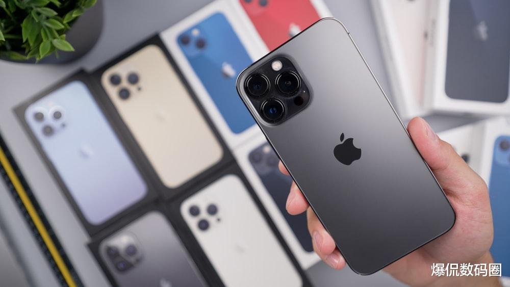 iPhone|最新手机续航排名：超过7小时的仅四款，第一名霸榜已超过四个月