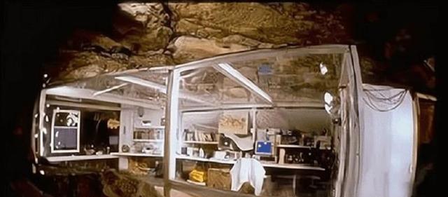 为证明时间不存在,科学家让一女性在洞穴住了130天,结果怎样?