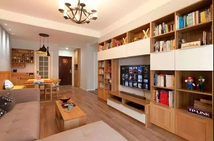 装修几个地方要装柜子，少装一个都是麻烦