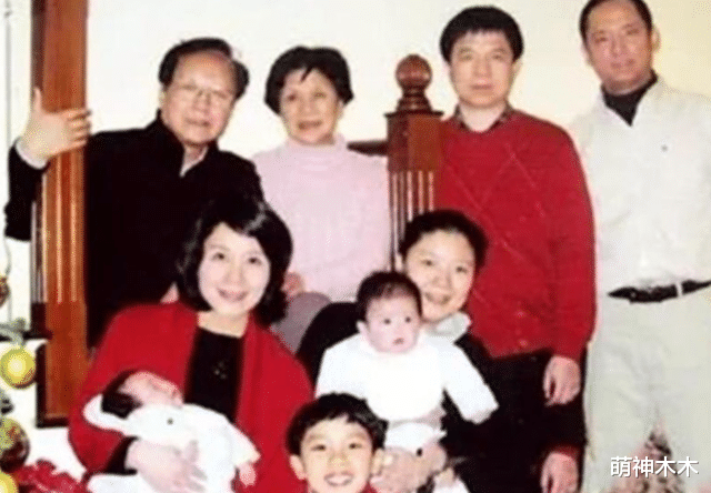 严晓频|《相逢时节》8美情史：戏中越坎坷戏外越圆满，其中3人嫁给初恋