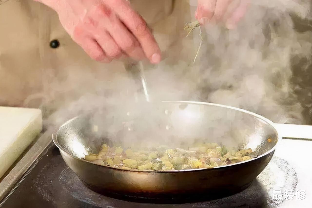 厨房装了空调的朋友,纷纷吐槽不想做饭了,这是为什么?