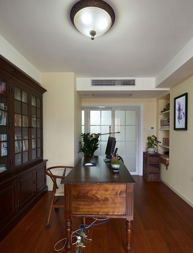 165㎡美式大四居完工,砌个酒柜当电视墙,好看又上档次!