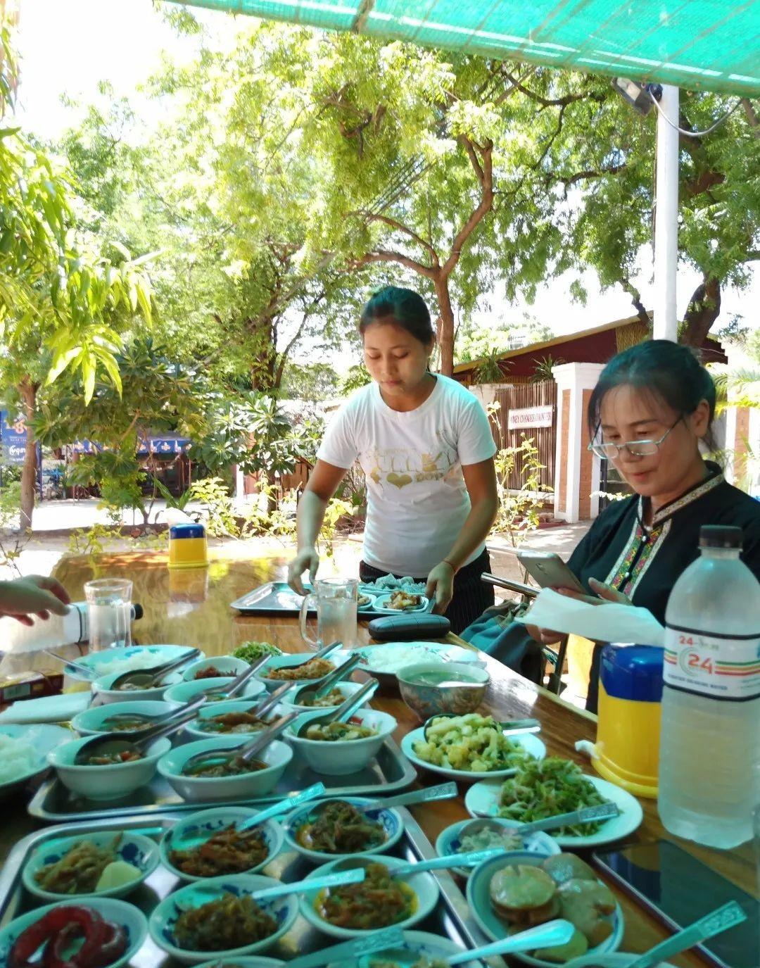 蒲甘|缅甸游记之四：缅甸的吃穿住行 ▏作者史济荣