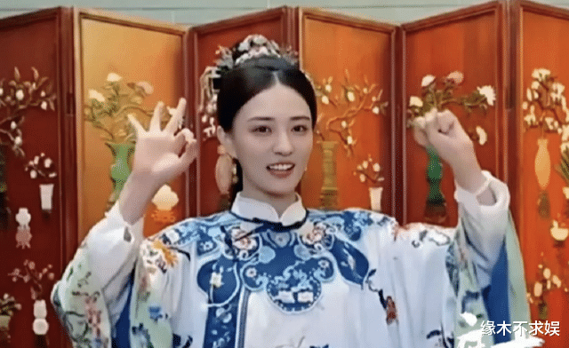 徐璐|27岁徐璐再演清装剧,扮相很美却是配角,女主也是大美人
