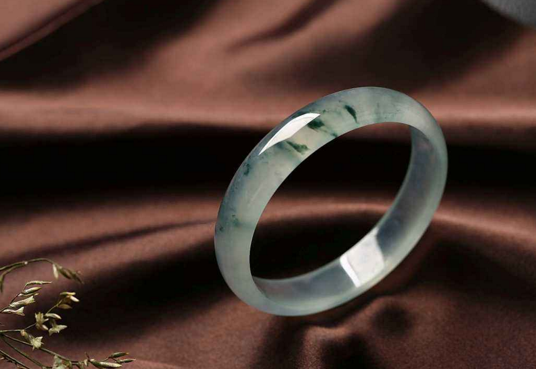 翡翠|翡翠之六品，什么样的翡翠才算极品