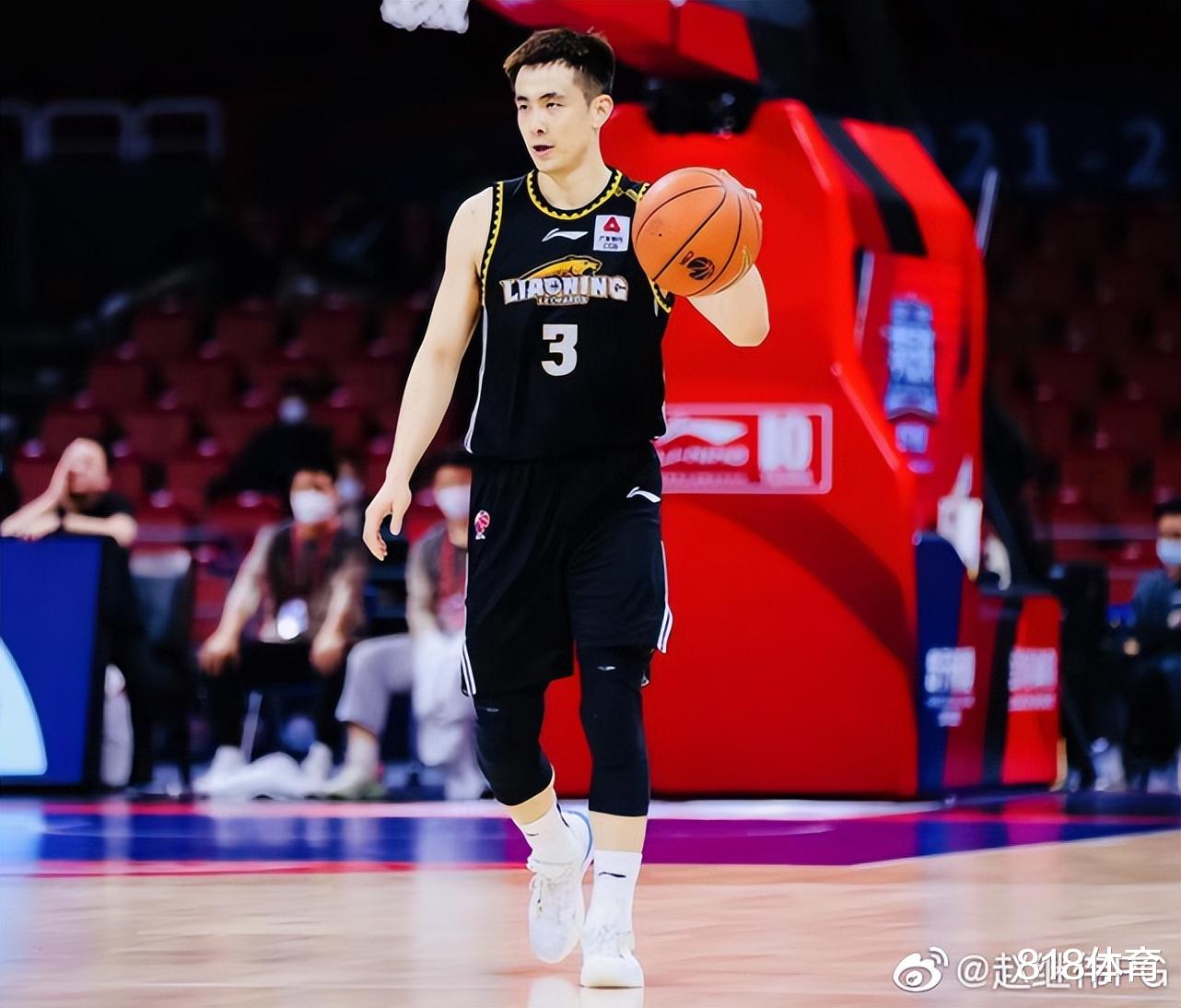 赵继伟|格局! 赵继伟: 广东队实力独一档 缺兵少将依然顽强拼搏给我们上了一课