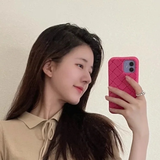 赵露思|赵露思头像 | 繁星还是万丈星河,都不及你眼里闪烁的光