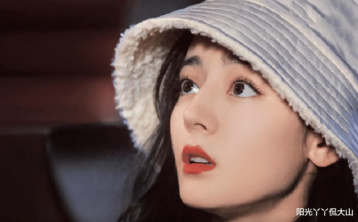 乔晶晶|你是我的荣耀：乔晶晶如果只是个普通打工人，于途还会爱她吗？