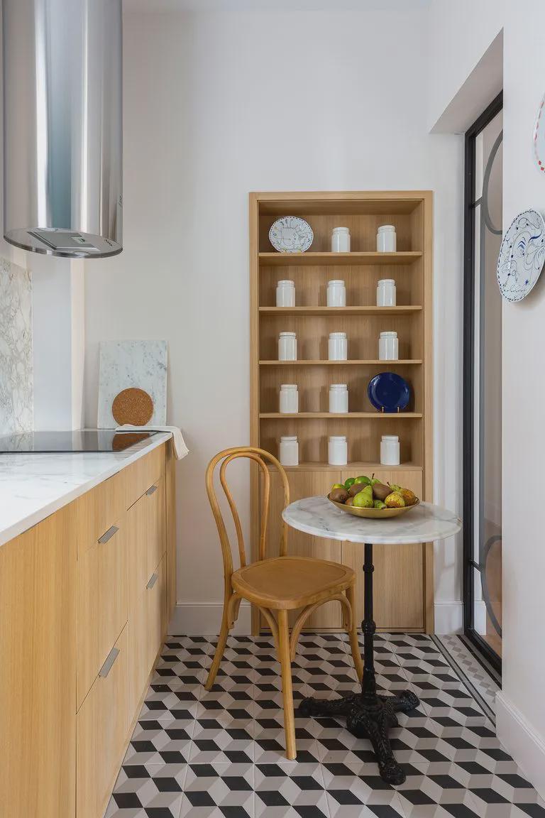 市中心136㎡的房子，让我眼红了！卫生间有我家两个大，好宽敞